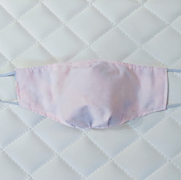 7$ 5/25$ Beauty and the beast Face mask Reversible - Picture 2 of 2